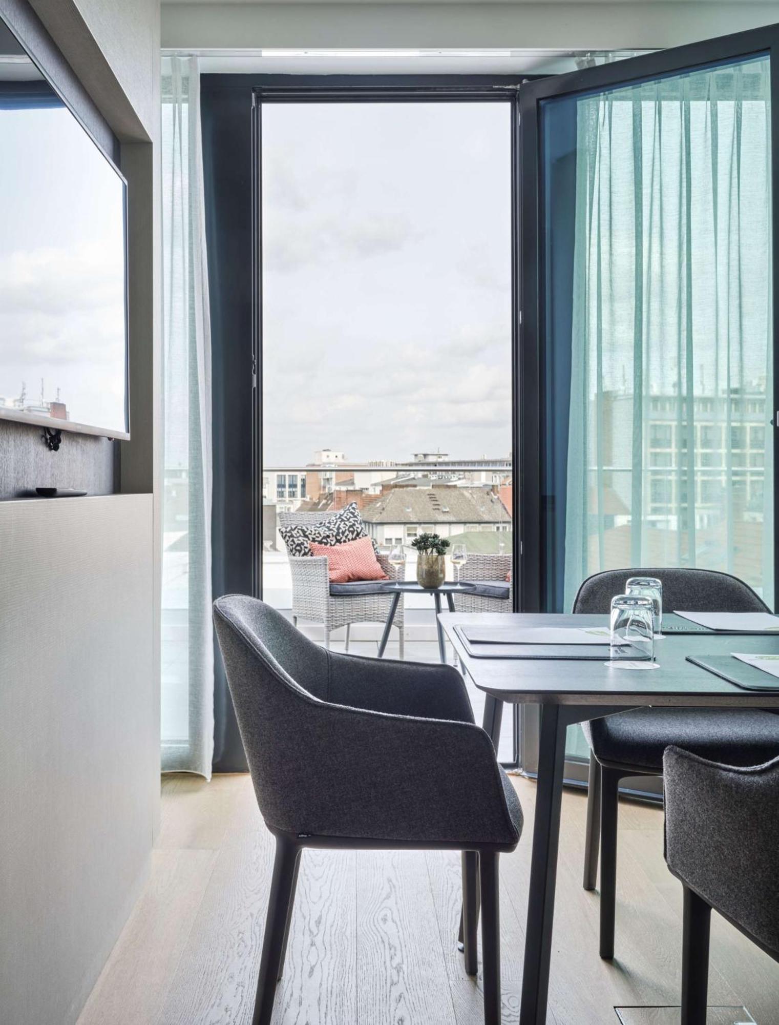 Atlantic Hotel 4*